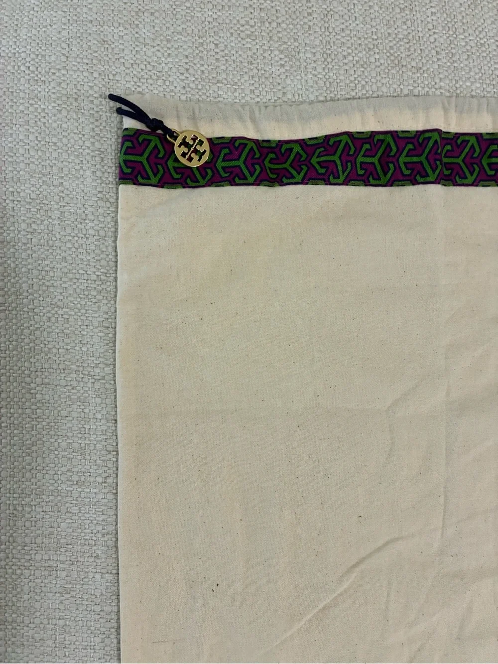 Tory Burch EUC Geometric Dust Bag Drawstring
